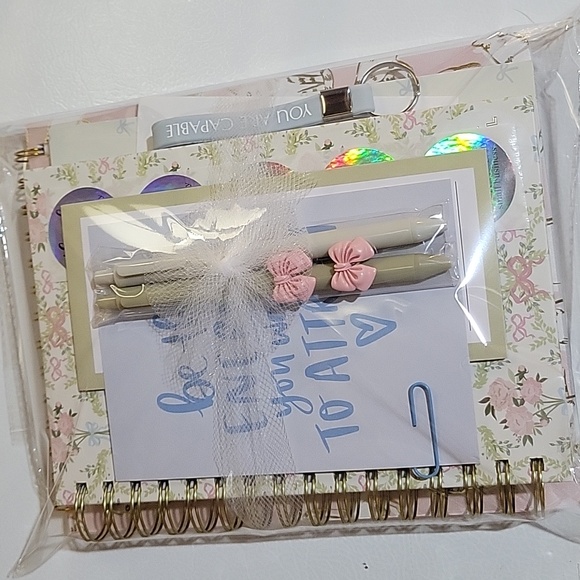 journals, notebooks, writing tools & cards - Picture 15 of 15